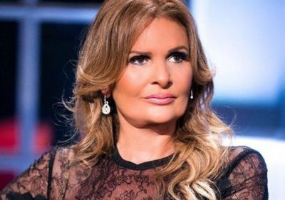 الفنانة يسرا توضح حقيقة إصابتها بمرض السرطان
