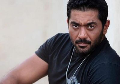 أحمد فلوكس يتعاقد على مسلسل جديد (فيديو)