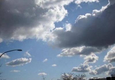 أجواء غائمة وأمطار بعدة مناطق في أبين