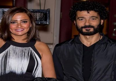 بشرى تطمئن على صحة خالد النبوي