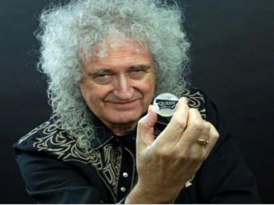 بريطانيا تصدر أول عملة تذكارية لفريق الروك الشهير "كوين"