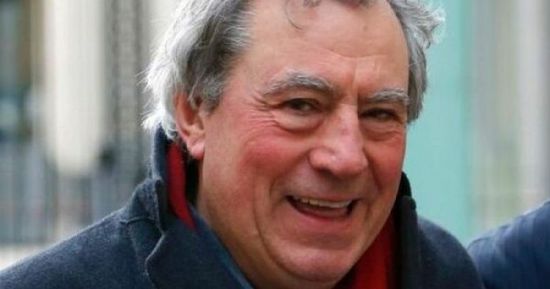 وفاة الممثل والمخرج البريطاني تيري جونز عن عمر 77 عامًا