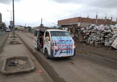 الطالب فارس العصري يفوز بسباق المارثون لمسافة 1200 متر بأبين