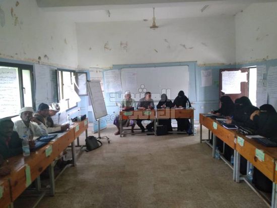 بمشاركة 30 متدرباً..اختتام الدورة التدريبية لمجالس الآباء والأمهات بمدارس خنفر