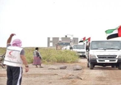 توزيع أطنان من المساعدات الإماراتية في حضرموت