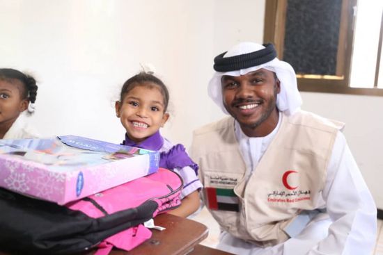 هلال الإمارات يطلع على احتياجات جمعية الطموح بالمكلا