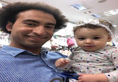 نجلة علي ربيع تؤدي مناسك العمرة (صور)