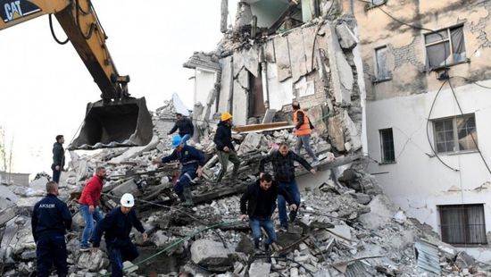 ارتفاع حصيلة قتلى "زلزال تركيا".. وعدد الجرحى يصل نحو 300 شخص