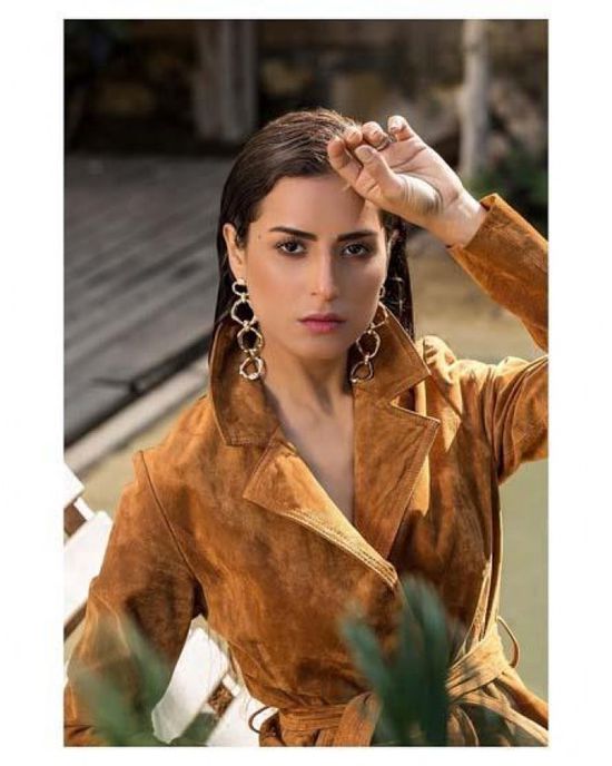 ريهام أيمن تخطف الأنظار في أحدث جلسة تصوير (صور)