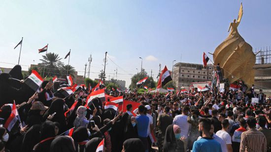 باحث يُطالب العراقيين بمواصلة الانتفاضة (تفاصيل)