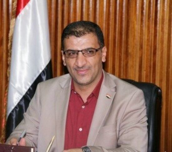 وزير حوثي ينهب 120 مليون ريال بدعوى الاحتفاء بقتلى المليشيا