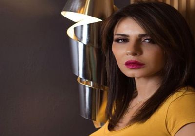 نجلاء بدر تشارك جمهورها بصورة جديدة من كواليس "البرنس"