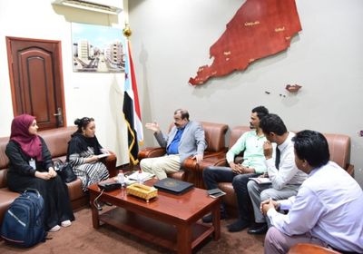 اجتماع بعدن لمناقشة التعاون بين المجلس الانتقالي ومنظمة نداء جنيف