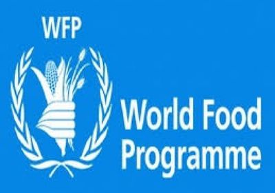 عصابة مسلحة تسرق 127 طناً من المساعدات الغذائية بحجة