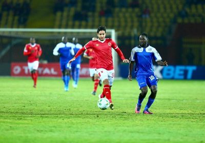 جدل في الهلال السوداني بسبب حكم مباراته أمام الأهلي المصري