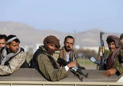 البيان الإماراتية: مليشيا الحوثي تطلب 10 مجندين من كل مشرف