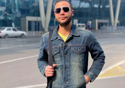 محمد إمام يسافر دبي لحضور العرض الخاص لفيلم "لص بغداد"