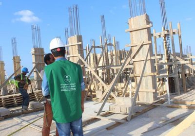 بتمويل سعودي.. 4 مدارس لاستيعاب 700 طالب بسقطرى