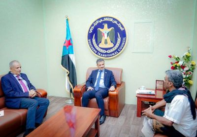 لملس لـ "أسرة القميشي" : دماء الشهداء لن تضيع هدراً 