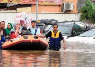 وفاة 7 أشخاص فى إندونيسيا جراء الفيضانات والانهيارات الأرضية