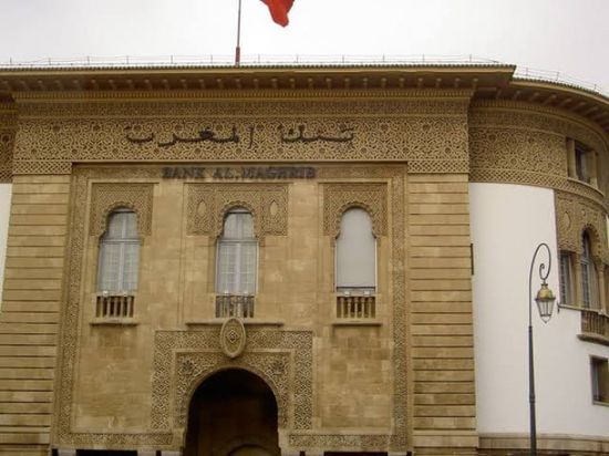البنوك المغربية تعتمد أدنى معدلات فائدة في تاريخها