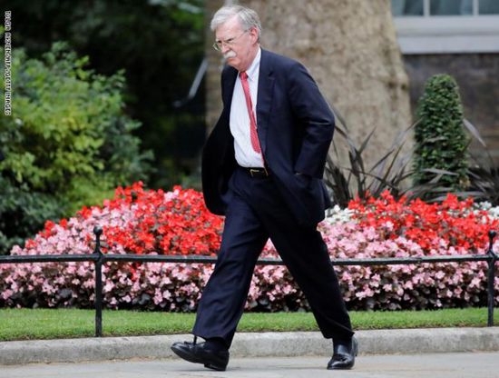 البيت الأبيض يخبر بولتون: كتابك يحمل "سري للغاية"