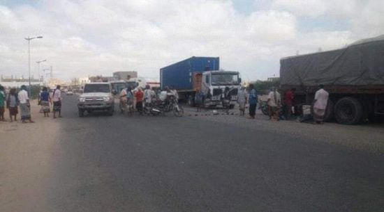 أهالي الصيادين المختفيين بأحور يحتجون على تجاهل الشرعية