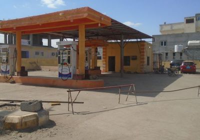 قلق في لحج من استمرار أزمة الوقود