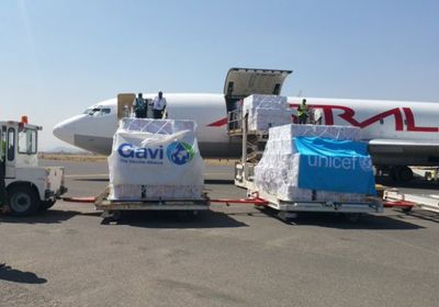"يونيسف": وصول 11 طن لقاحات إلى مطار صنعاء
