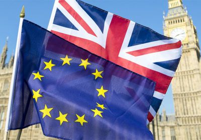 انتهاء "شهر العسل".. الاتحاد الأوروبي يؤيد انسحاب بريطانيا