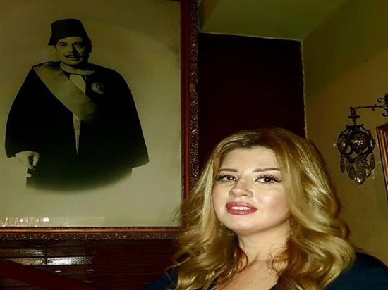 رانيا فريد شوقي تنشر صورها مع والدها وتشكر هؤلاء