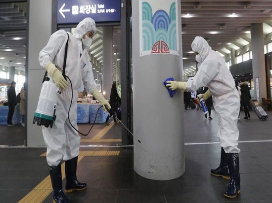  إيران تحظر السفر إلى الصين بسبب "كورونا"