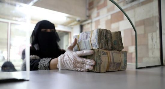 الحوثيون والعملة.. تحذير دولي من الانهيار الاقتصادي