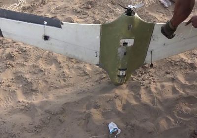 شاهد.. إسقاط مُسيَّرة حوثية في سماء الدريهمي