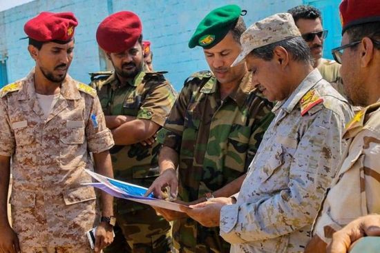 البحسني يقف على تطورات الانتشار العسكري بالسواحل الشرقية لحضرموت