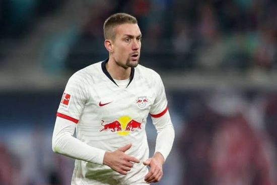 فرانكفورت يكشف سبب عدم مشاركة ايلسانكر أمام ناديه القديم لايبزيج