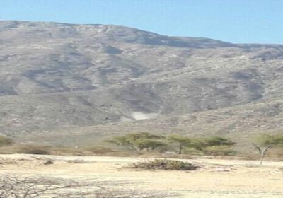 بدون خسائر.. قصف حوثي على القوات الجنوبية بجبهة ثرة