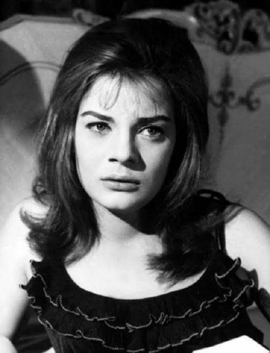 رانيا يوسف تنعي نادية لطفي