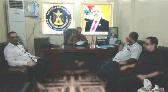 مناقشة الترتيبات النهائية لإقامة فعالية ذكرى الفنان فيصل علوي