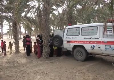 بدعم إماراتي..عيادة طبية متنقلة في منطقة حسي سالم بتعز (فيديو)