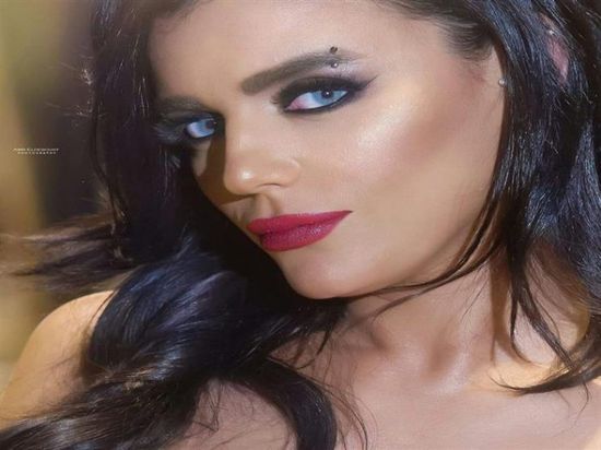 وفاة والدة الفنانة المصرية هبة السيسي