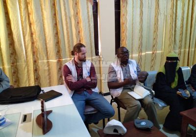 وفد طبي فرنسي يتفقد المراكز الصحية بخنفر