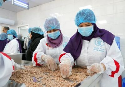 بدعم " الأغذية العالمي"..افتتاح المطبخ الصحي المدرسي في العاصمة عدن