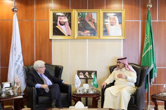 المبعوث الأممي يستعرض جهوده مع السفير السعودي باليمن