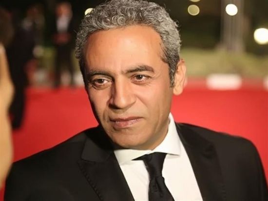 صبري فواز يخضع لعملية جراحية قبل معاودة تصوير "أسود فاتح"