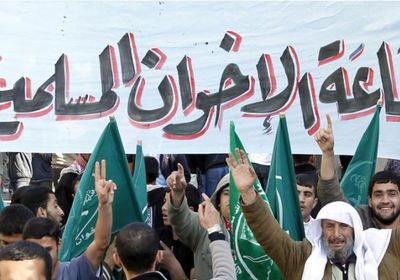سياسي سعودي مُهاجمًا الإخوان: فعلوا كل شئ من أجل تركيا وإيران