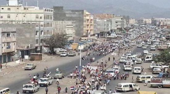 لليوم الثاني.. حادث يشل مرور ردفان