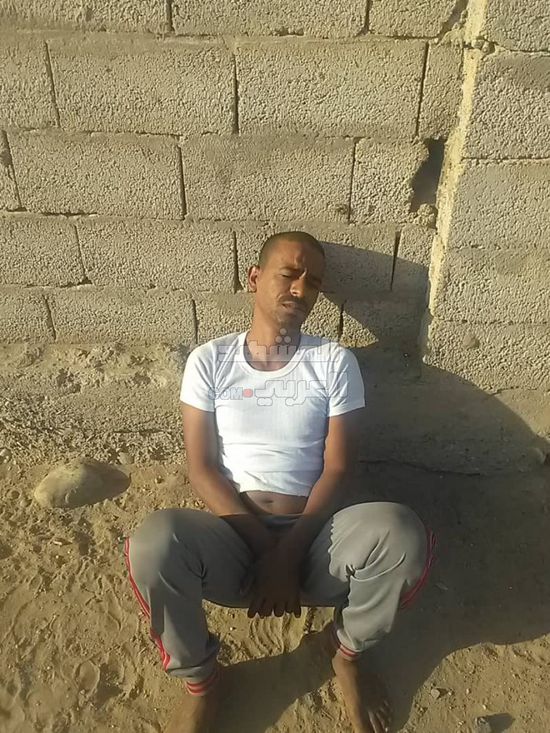 في شكوى للانتقالي.. طالب الجندي براتبه فعذبته مليشيا الإخوان وحاولت إغراقه