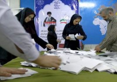 164 ناشطا سياسيا إيرانيا يدعون لمقاطعة الانتخابات البرلمانية