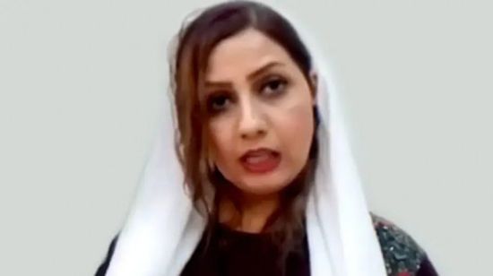 طالبت بتنحي خامنئي.. السجن 6&nbsp;سنوات لناشطة إيرانية